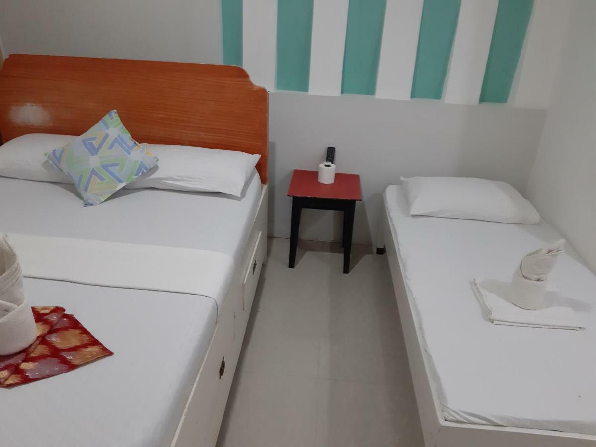 אל נידו Oyo 712 Island Hop Nido Hostel מראה חיצוני תמונה