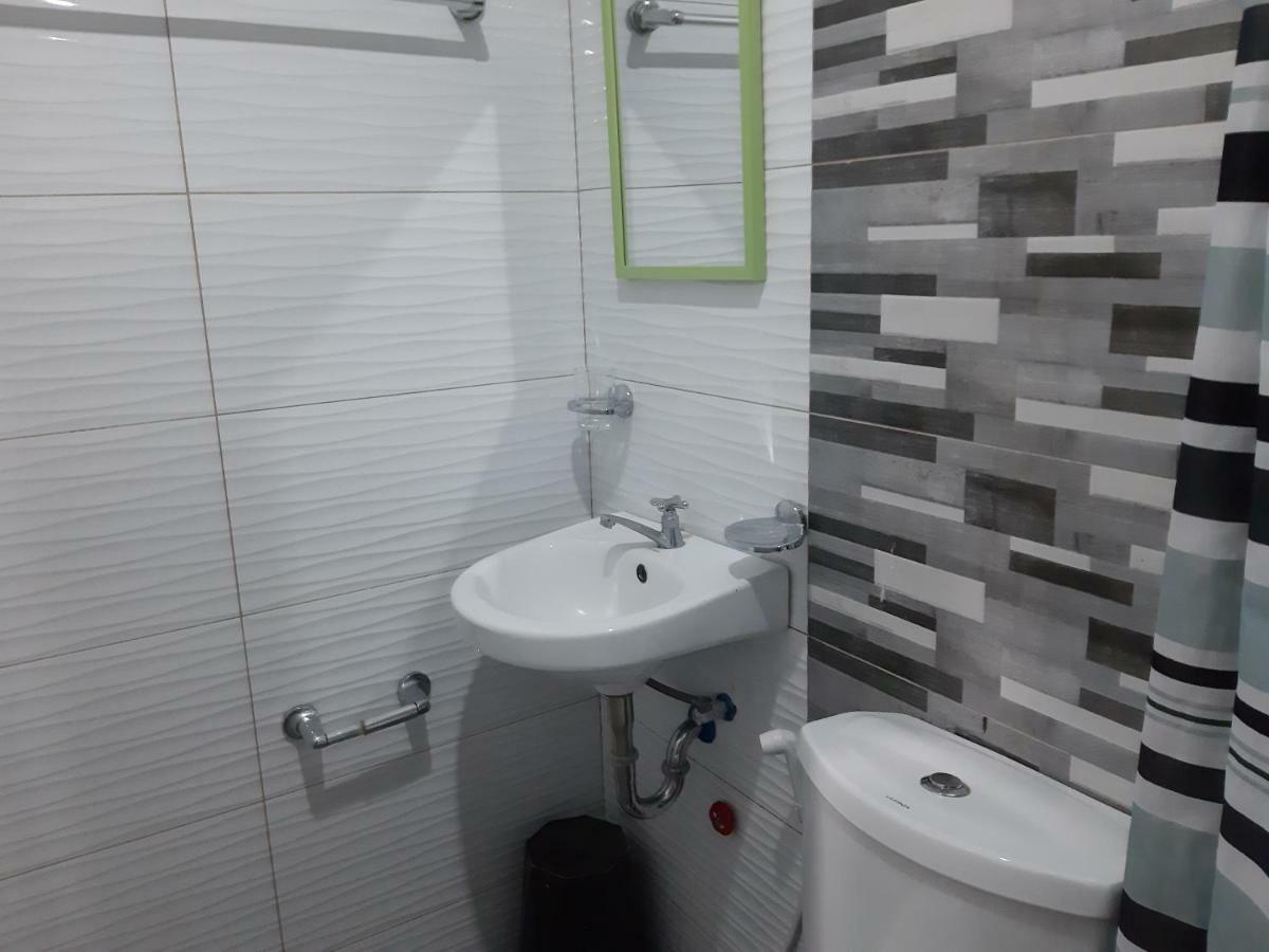 אל נידו Oyo 712 Island Hop Nido Hostel מראה חיצוני תמונה